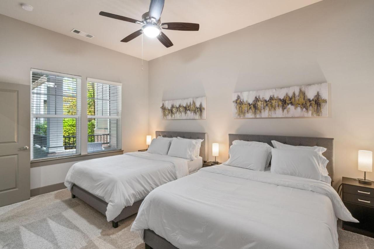 Апартаменты Grand Luxury Premium Vaulted Ceilings Вудбридж Экстерьер фото